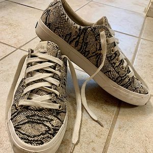 9 keds snakeskin canvas lace up